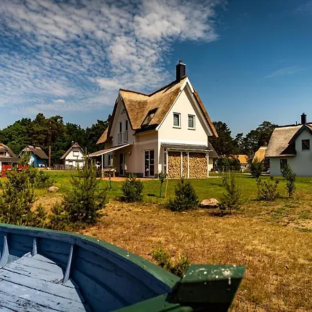Luxusferienhaus Fuchsbau - Mit Netflix, Playstation, Sauna, Sportraum Und Kamin Zirchow
