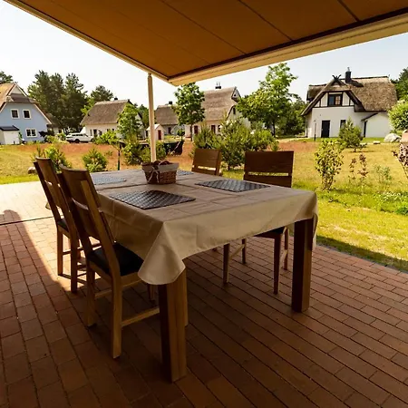 Luxusferienhaus Fuchsbau - Mit Netflix, Playstation, Sauna, Sportraum Und Kamin * Zirchow
