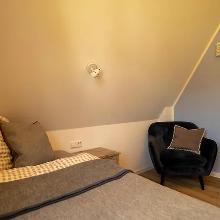 Luxusferienhaus Fuchsbau - Mit Netflix, Playstation, Sauna, Sportraum Und Kamin *